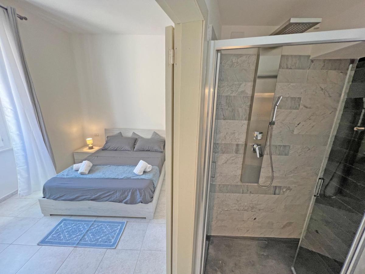 Camere In Centro Cagliari Buitenkant foto