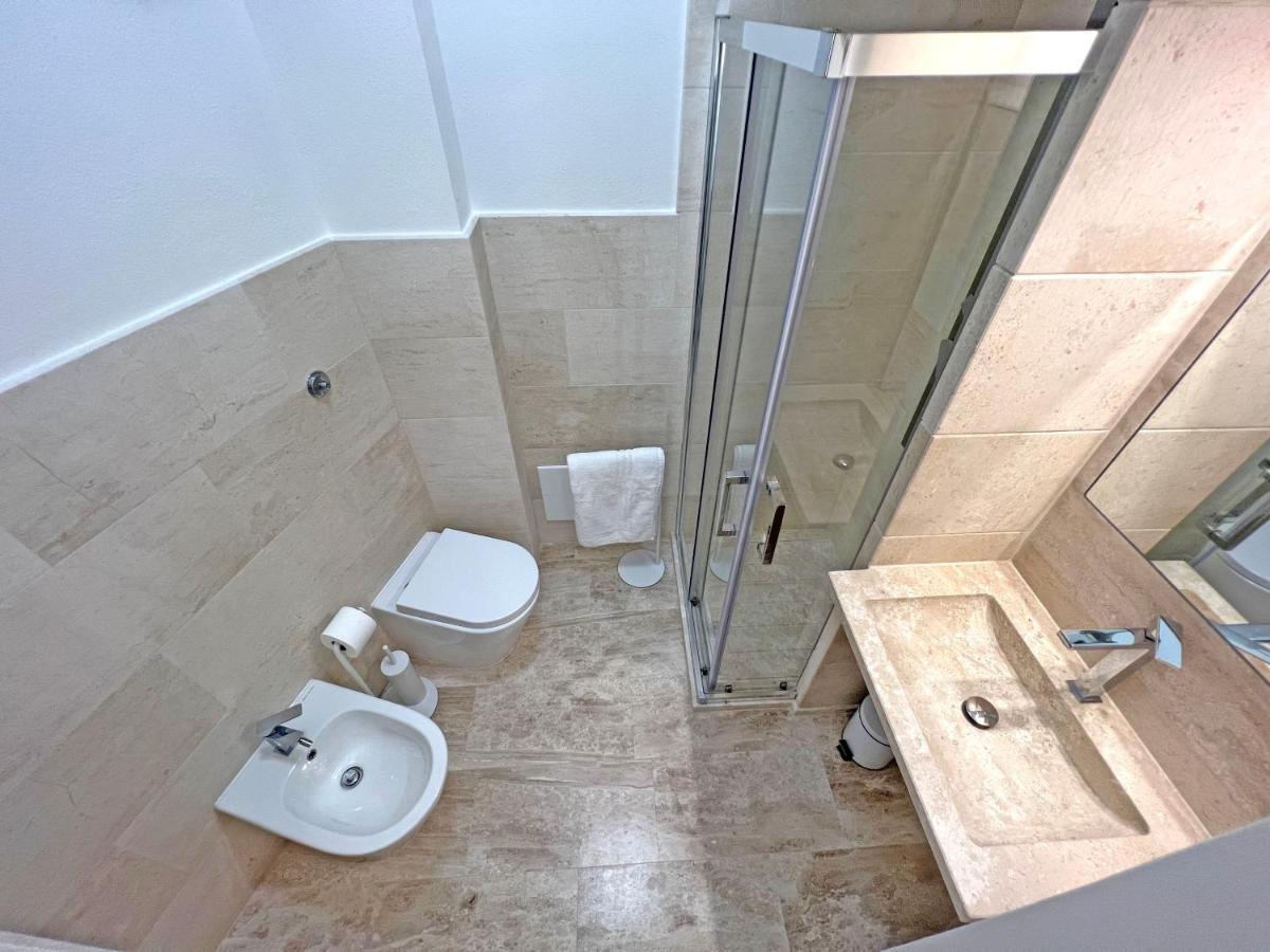 Camere In Centro Cagliari Buitenkant foto